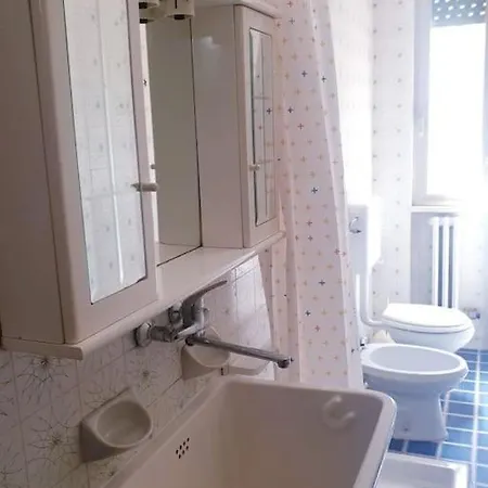 Italia A Apartment *