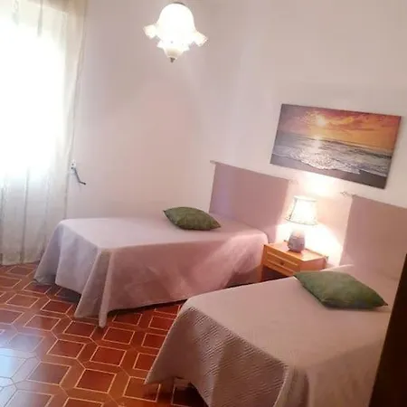 Italia A Apartment *